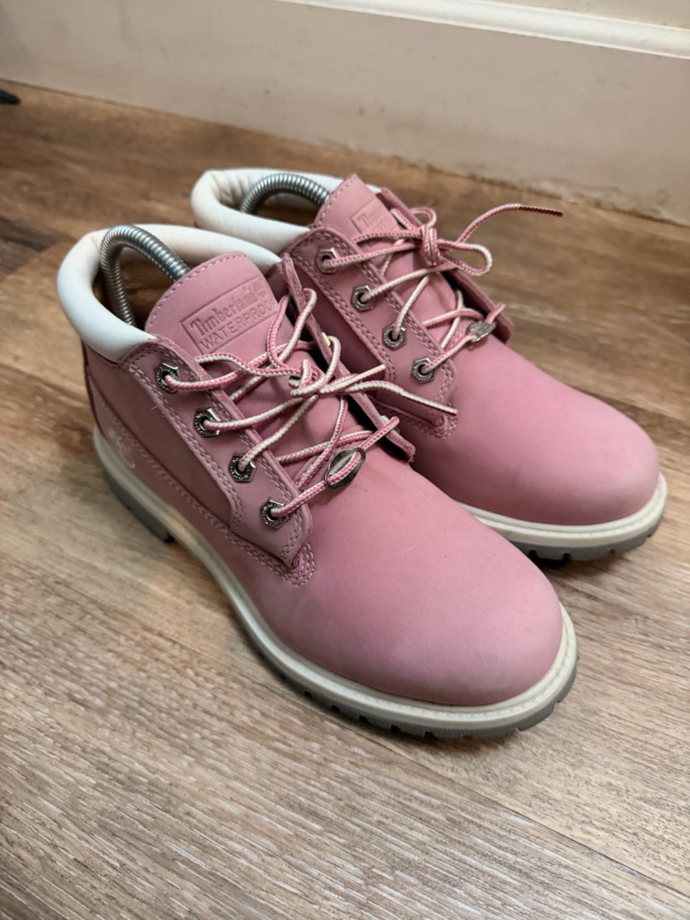 TIMBERLAND Women's Nellie Pink Nubuck Leather Waterproof Chukka Boots Sz 7.5 - Picture 2 of 7